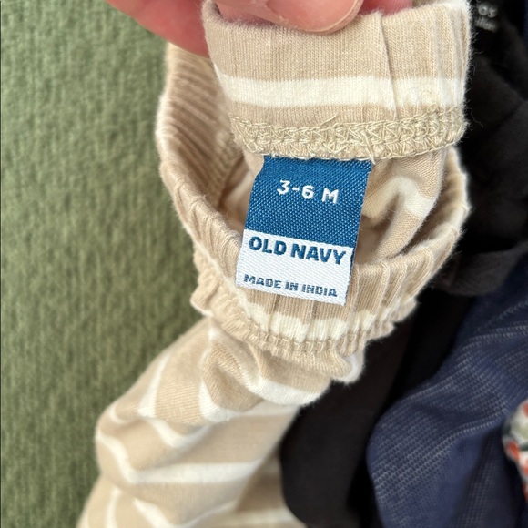 :Price Firm: Bundle of 15 3-6 Months Pants - Picture 10 of 11